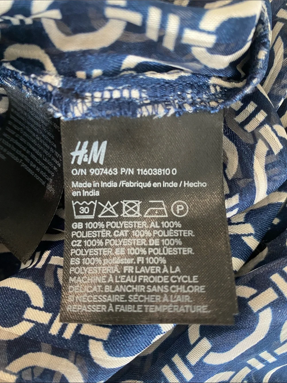 H&M Navy and White Chainlink Print Long Sleeve Blouse - Picture 4 of 5